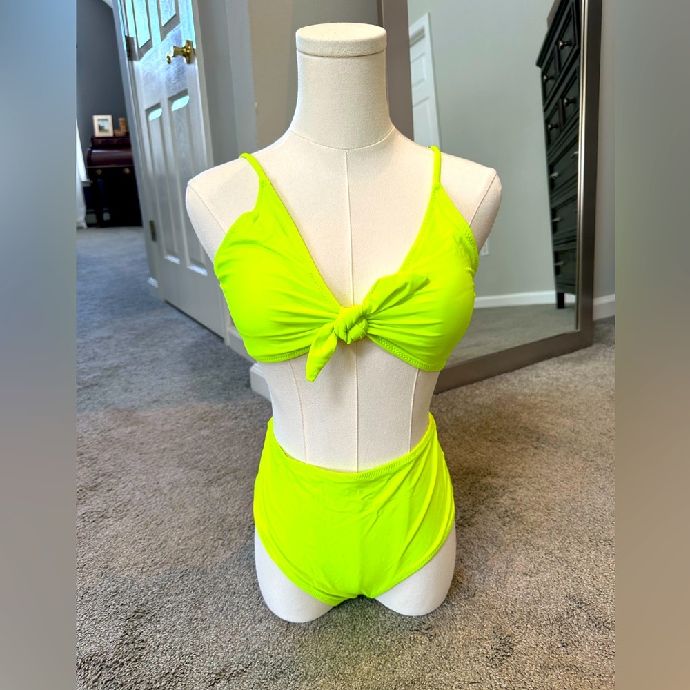 Neon yellow bikini - high waisted